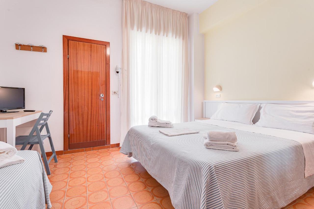 Piccolo Hotel Kursaal Чезенатико Екстериор снимка